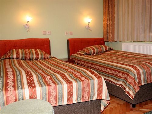 Guest House Breza 普里莱普 外观 照片